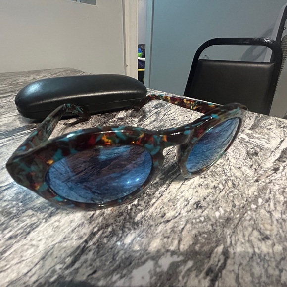 Diff Eyewear Tortoise Shell Blue Sunglasses